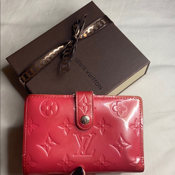 Louis Vuitton Handbags - ❌SOLD❌ Authentic Louis Vuitton Vernis Wallet